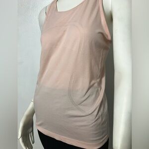 Lululemon top size 8